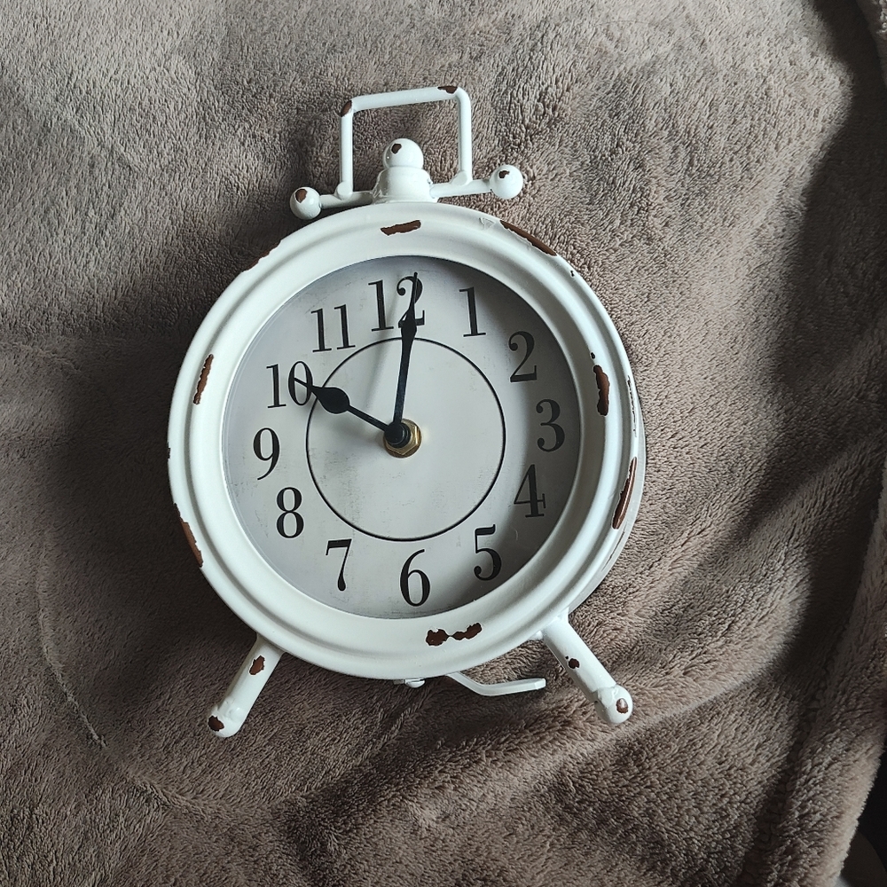 Metal Table Clock